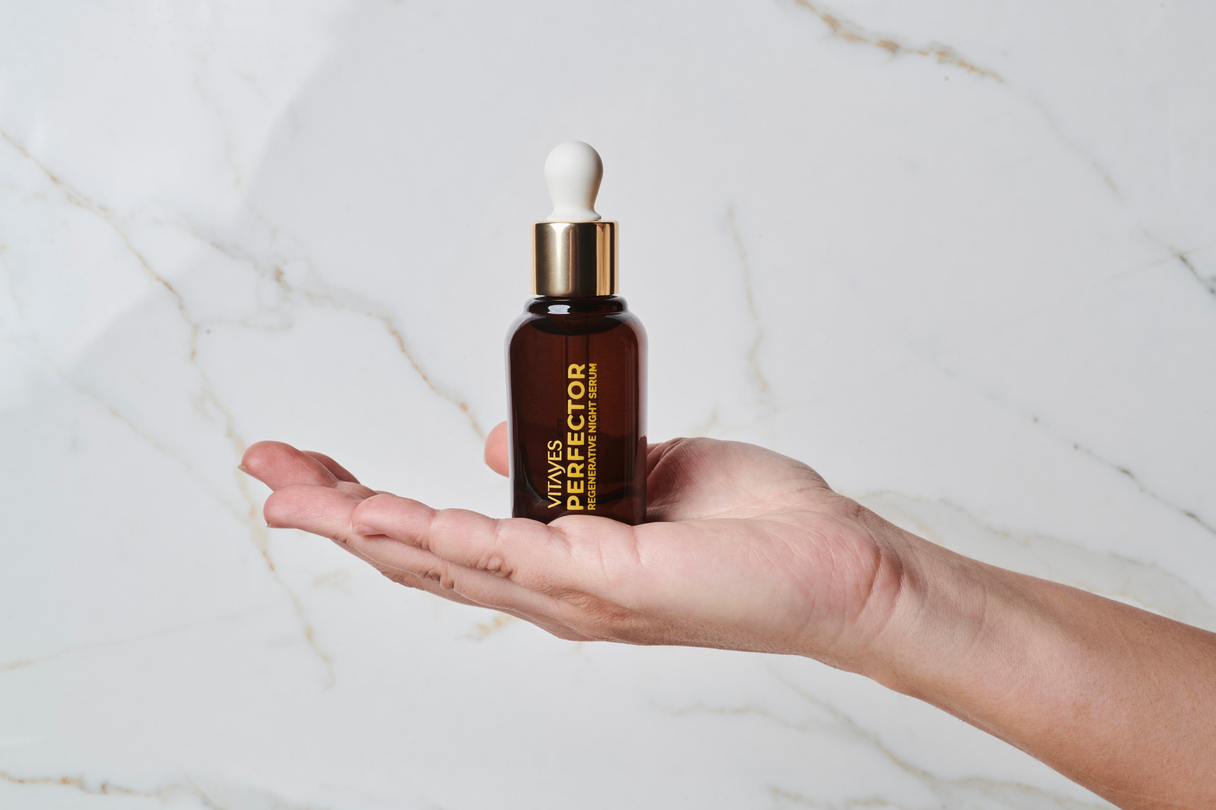 Intensive night care serum with Herbal glow NRG for radiant and refres